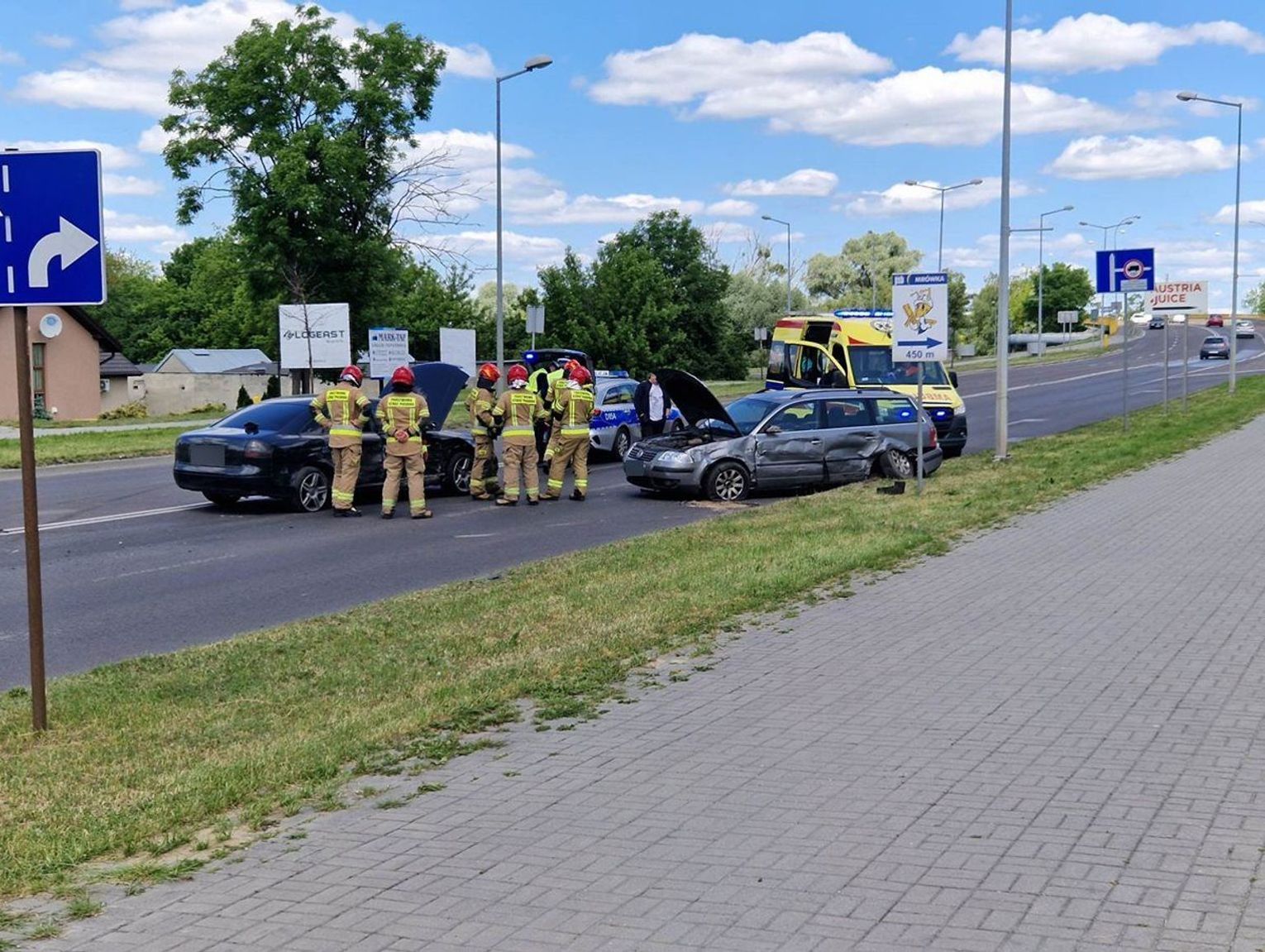 Chełm Zderzenie osobówek na alei Armii Krajowej AKTUALIZACJA