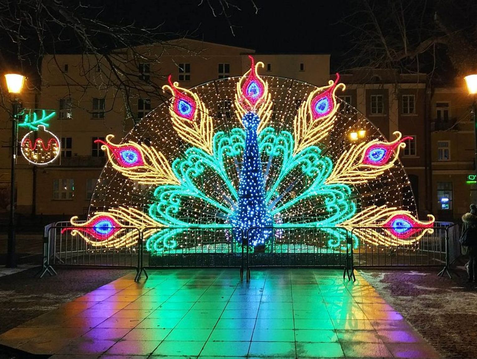 Krasnystaw Iluminacje Wi Teczne I Miejski Paw Za Wiec Z Przerwami