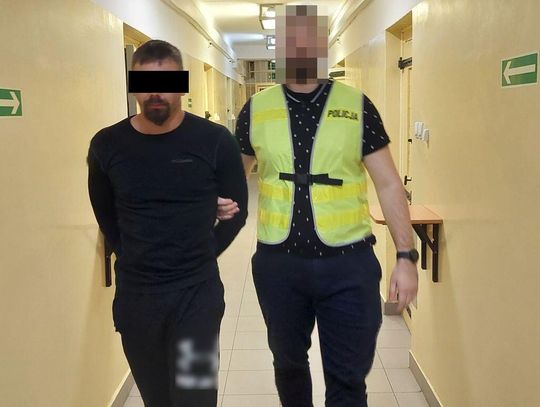 33-latek doigrał się. Jechał pijany, więc został wydalony z Polski