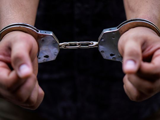 33-latek poszukiwany 7 listami gończymi zatrzymany przez chełmskich policjantów