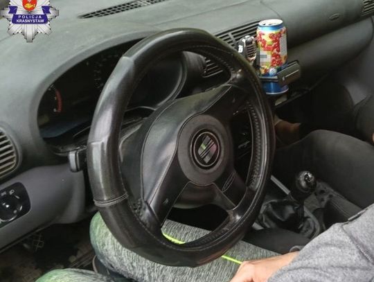 38-latka wpadła przez światła. Okazało się, że jest pijana i ma prawdopodobnie podrobione prawo jazdy