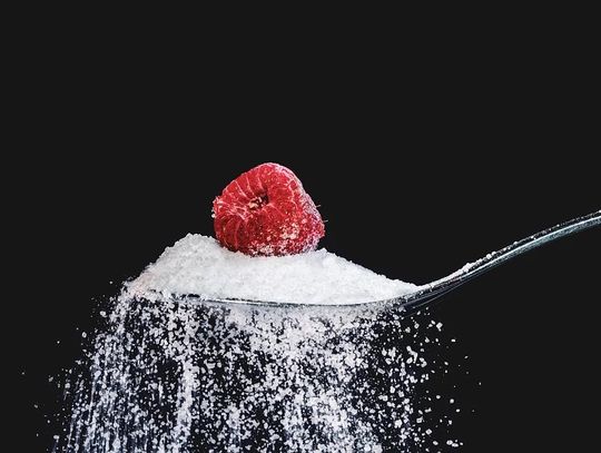 50 groszy – podatek od cukru w Polsce jednym z najwyższych na świecie 