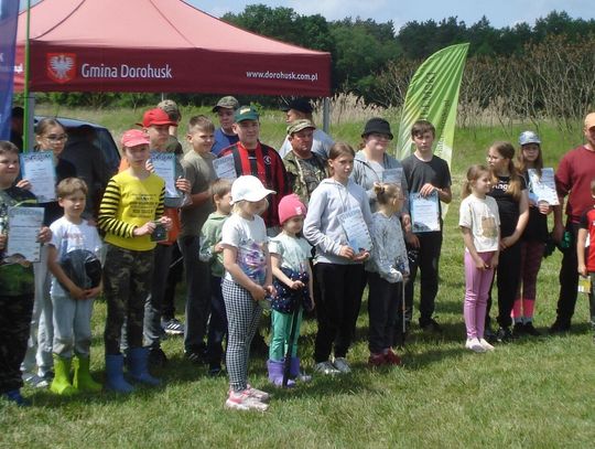 Aktywnie spędzili czas nad wodą