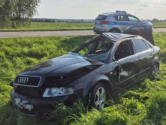 Brawura, alkohol i narkotyki. 26-latek dachował po zderzeniu z Audi