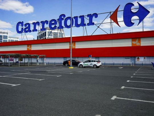 Carrefour Polska sprzedany. Co z chełmskim marketem? Kto przejmie sieć sklepów?
