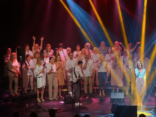 Chadek Gospel Choir akustycznie. Zaśpiewa w kościele Chrześcijan Baptystów