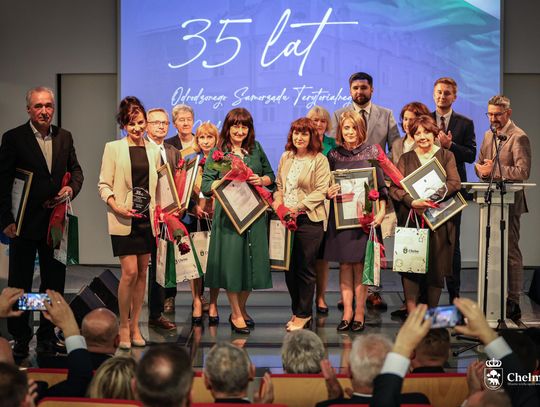 Chełm. 35-lecie Samorządu Terytorialnego - wyróżnienia dla pracowników i samorządowców [GALERIA ZDJĘĆ]