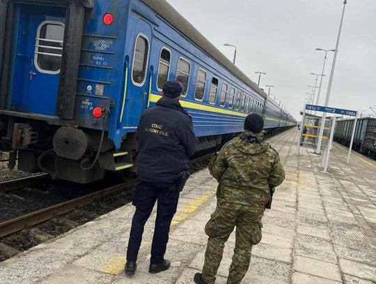 Chełm. Awanturował się i straszył, że rzuci się pod pociąg