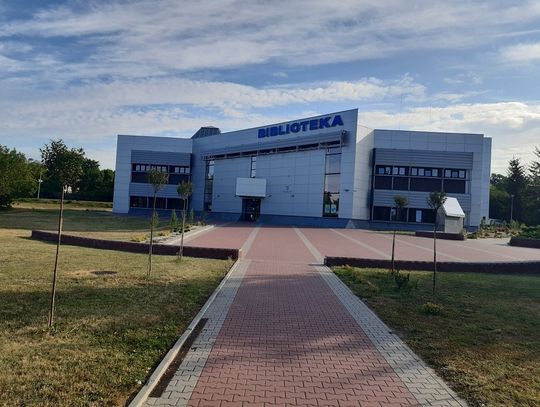 Chełm: Biblioteka z telebimem