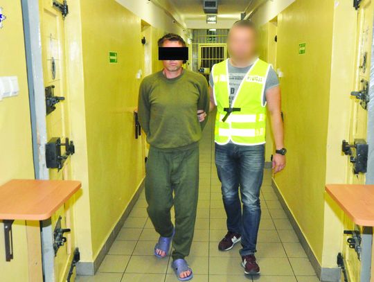 Chełm: Bili i dusili staruszkę. Ledwo przeżyła