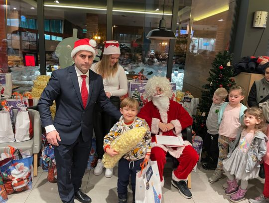 Chełm. Radny Dariusz Grabczuk nie przestaje być lokalnym Mikołajem