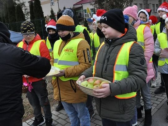 Chełm: Jabłko czy cytryna? Nietypowa akcja policjantów