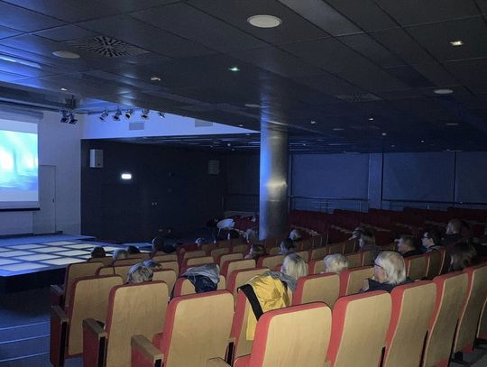 Klub Dobrego Filmu spotyka się regularnie w każdą środę o godzinie 17:00.