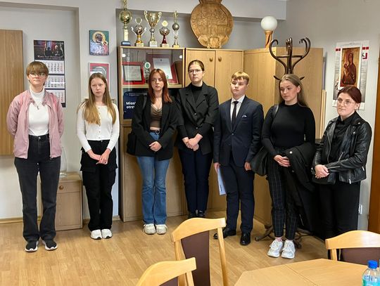 Chełm. Młodzież wyciągnęła pomocną dłoń. Znamy zwycięskich wolontariuszy {ZDJĘCIA+FILM]