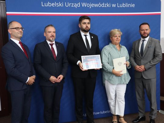 Chełm. Podpisano umowę na przebudowę ulic Fabrycznej i Przemysłowej za ponad 30 mln zł!