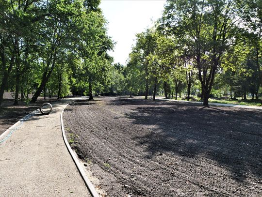 Chełm. Trwają prace w Parku Miejskim. Czy nowa firma robi postępy? [ZDJĘCIA]