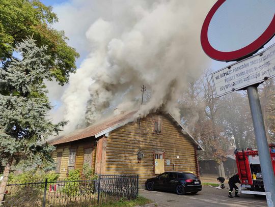 Pożar zabytkowego pustostanu w centrum Chełma! Ktoś zaprószył ogień? [FILM+ZDJĘCIA]