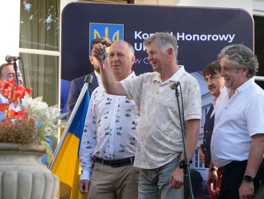 Chełm. Przedsiębiorcy przekazali karetkę dla Mikołajowa