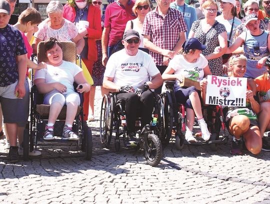 Chełm: Rysiek wykręcił 100 km na wózku!