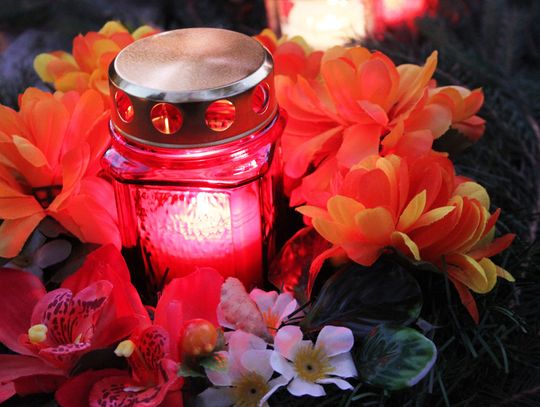 Chełm: Sprzedawcy zniczy muszą zaklepać miejsce handlowe