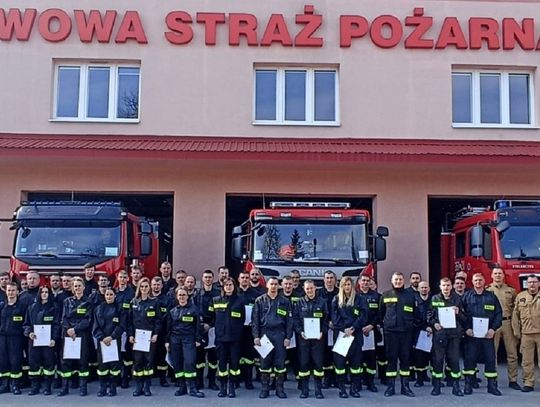 Chełm. Strażacy ochotnicy przeszkoleni. 51 zdało egzamin! [ZDJĘCIA]