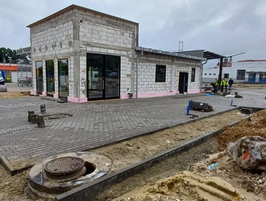 Chełm. Trwają prace przy budowie miejskiej stacji paliw. Zobaczcie na jakim są etapie [ZDJĘCIA]