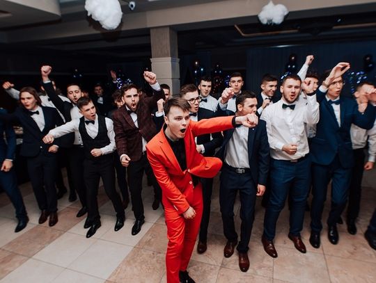 Chełm: Uczniowie II LO bawili się na studniówce do białego rana! [ZDJĘCIA]