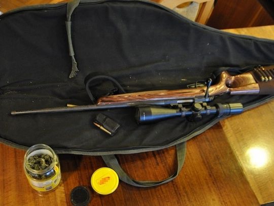 Chełm: Ukradł broń myśliwemu - zatrzymano go z narkotykami