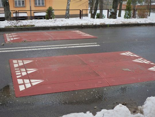 Chełm. W mieście pojawiły się nowe progi zwalniające. Zobaczcie gdzie