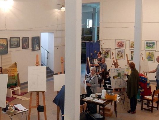 Chełm: Wystawa poplenerowa Stowarzyszenia Twórczego "Pasja"