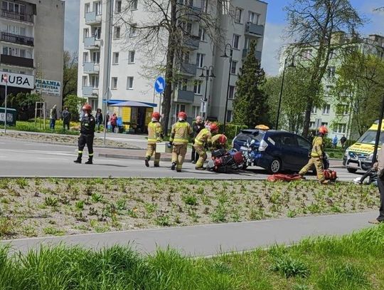 Chełm. Zderzenie hondy z toyotą na Piłsudskiego. Motocyklista w szpitalu