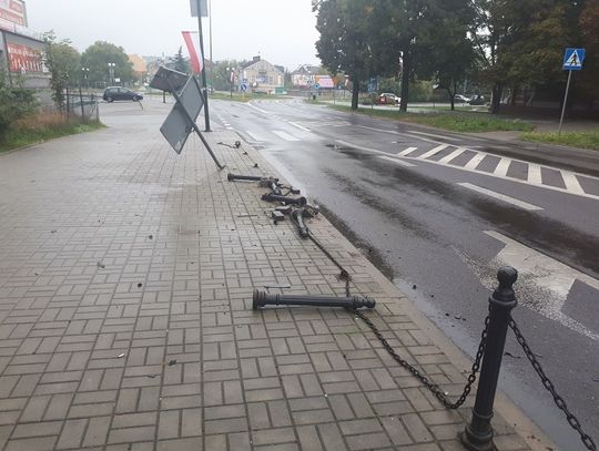 Chełm: Zniszczone barierki. Policja szuka sprawcy!