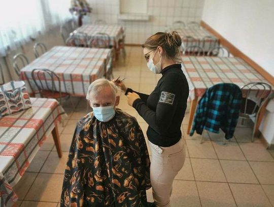 Chełm: Charytatywne cięcie