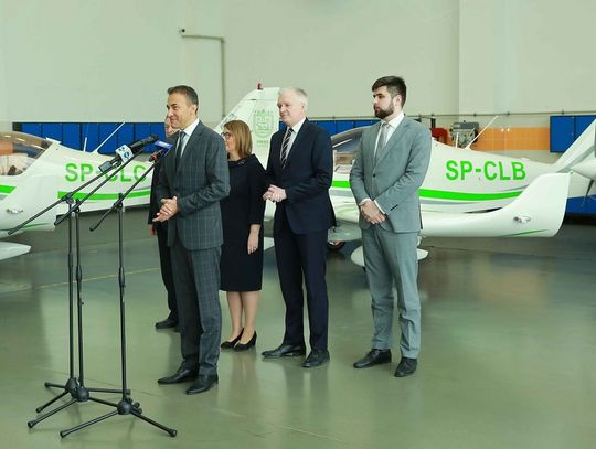 Chełmska uczelnia ma nowe samoloty | Super Tydzień