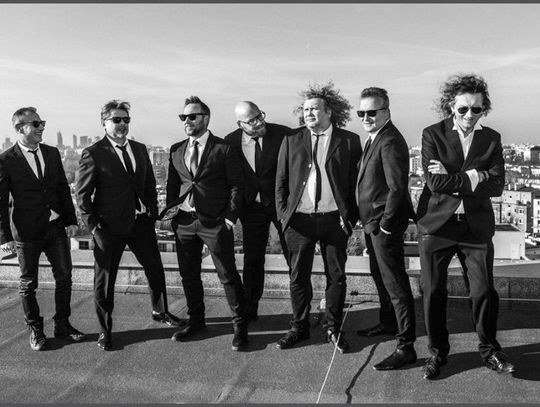 Chełmskie akcenty w Poparzonych Kawą Trzy | Super Tydzień