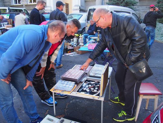 Coraz wyższa frekwencja podczas Chełmskich Targów Staroci (VIDEO / ZDJĘCIA)