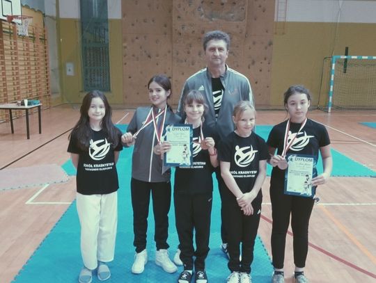 Cztery medale w Sierpcu. Sukces taekwondoczek Sokoła