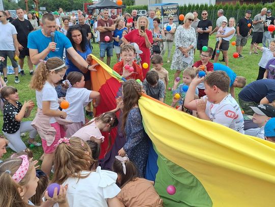 Dni Okszowa 2025 – muzyka, smaki i świetna zabawa pomimo kapryśnej pogody [ZDJĘCIA + FILMY]