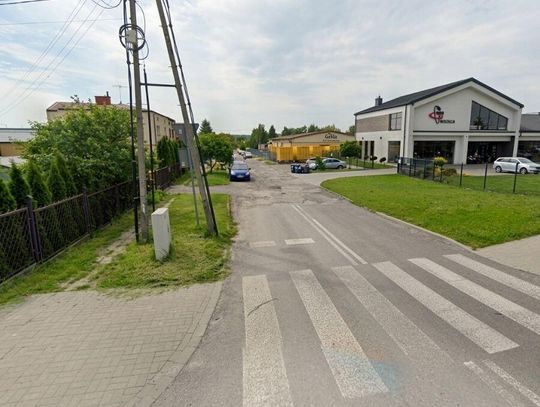 Dziury na Warzywnej niszczą samochody. Miasto zna problem, ale terminu remontu nie ma