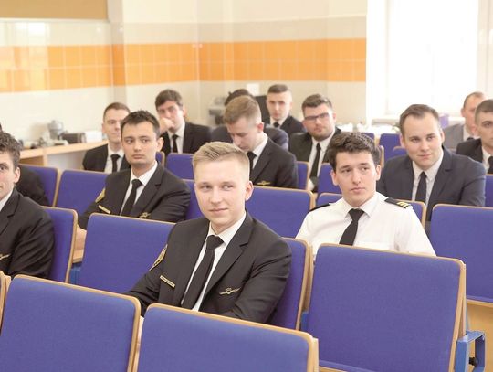 Enter Air rekrutuje pilotów w chełmskiej uczelni Enter Air rekrutuje pilotów w chełmskiej uczelni