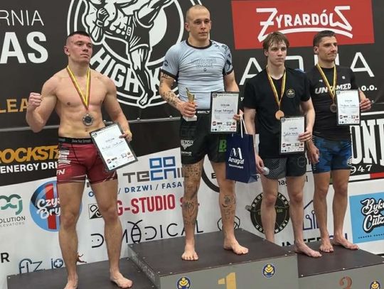 Fighterzy Bastionu w oktagonach