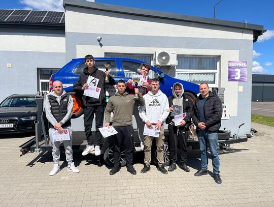 Zespół Szkół Centrum Kształcenia Rolniczego im. Józefa Piłsudskiego w Okszowie stał się areną zmagań młodych adeptów motoryzacji. Podczas XXVIII już edycji Ogólnopolskiego Młodzieżowego Turnieju Motoryzacyjnego (a były to eliminacje powiatowe).