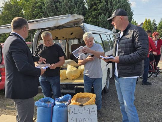 Gm. Chełm. Urządzili targ po swojemu. Rolnicy będą mieć swoje miejsce do handlowania [ZDJĘCIA]