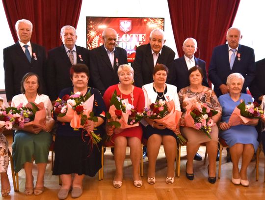 W gminie Dorohusk odbyła się wyjątkowa uroczystość poświęcona parom, które wspólnie przeżyły 50 lat w związku małżeńskim. 12 parom wręczono medale za długoletnie pożycie małżeńskie, przyznane przez Prezydenta RP, oraz listy gratulacyjne.