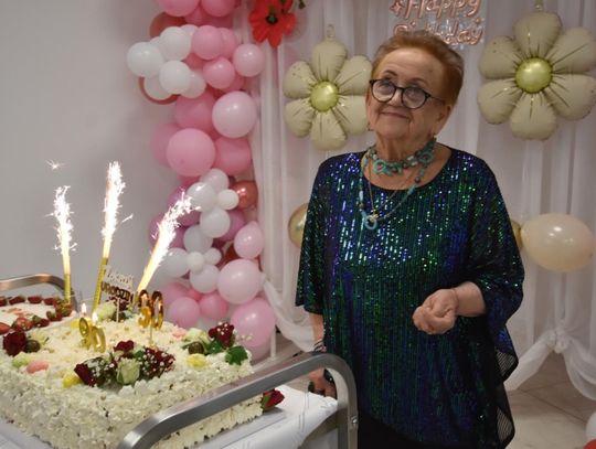 W miejscowej świetlicy odbyła się wyjątkowa uroczystość poświęcona 90. urodzinom Kazimiery Majdiuk - cenionej poetki ludowej, regionalistki i osoby od lat związanej z życiem kulturalnym regionu. Spotkanie było nie tylko okazją do złożenia jubilatce serdecznych życzeń.