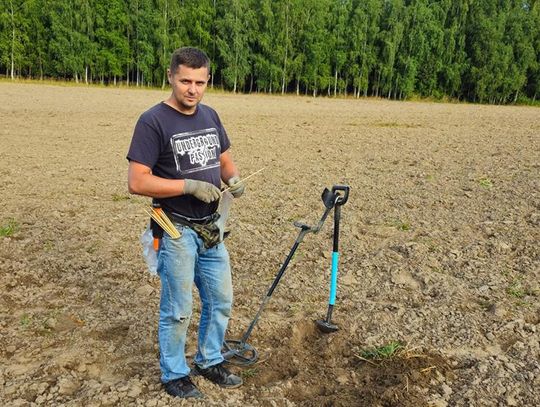 Gm. Dubienka. Poszukują mogił i artefaktów. Kolejny etap już za nimi