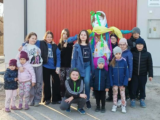 Gm. Fajsławice. Remiza OSP w Suchodołach tętni życiem – mieszkańcy świętują wiosnę