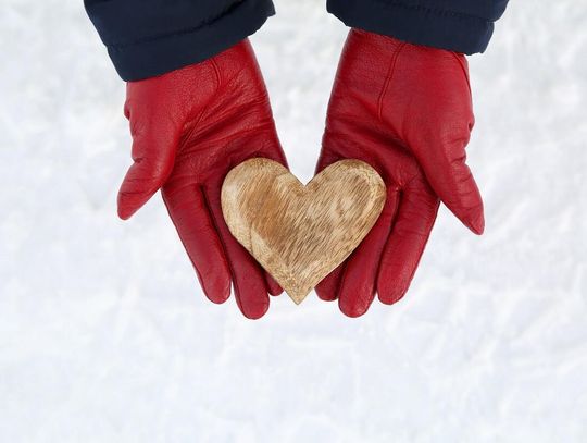 Zbliżający się sezon zimowy może stanowić poważne zagrożenie dla zdrowia i życia mieszkańców.