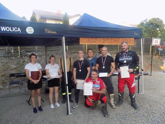 Gm. Izbica. Pożegnanie wakacji w Topoli. Była potańcówka i motocrossy [ZDJĘCIA]