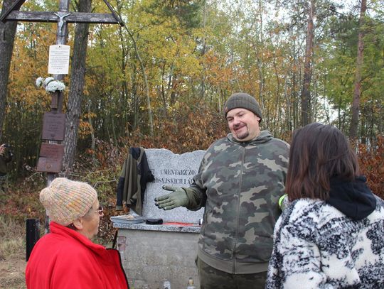 Gm. Izbica. Zapomniany cmentarz pod Tarnogórą. Społecznicy przywracają pamięć o tysiącach poległych